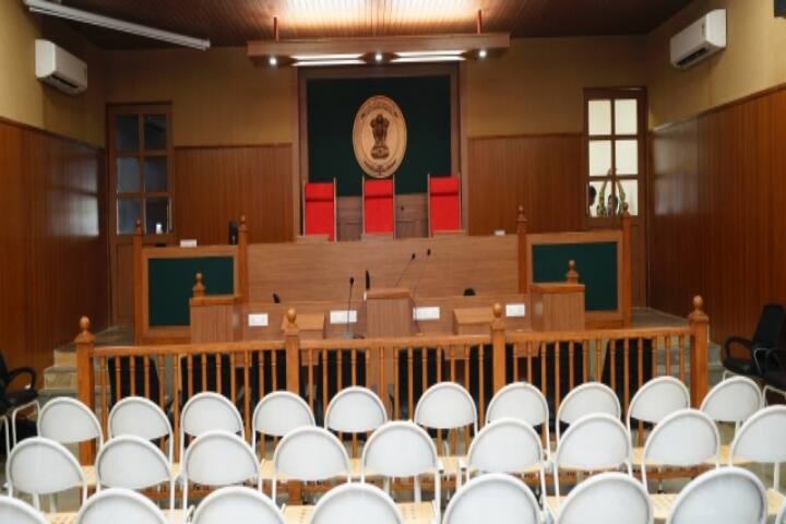 moot-court
